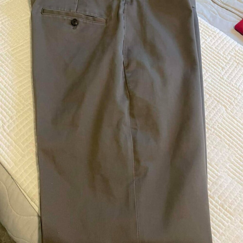 Brooks Brothers Men Size 38/34